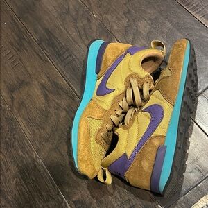 Nike Women's Sneakers in Brown, Purple, and Blue